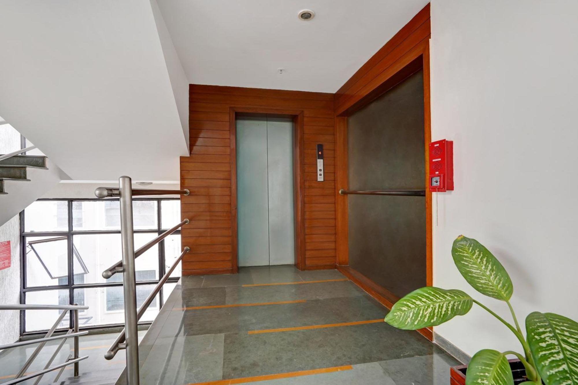 Astra Hotels & Suites - Marathalli บังกาลอร์ ภายนอก รูปภาพ